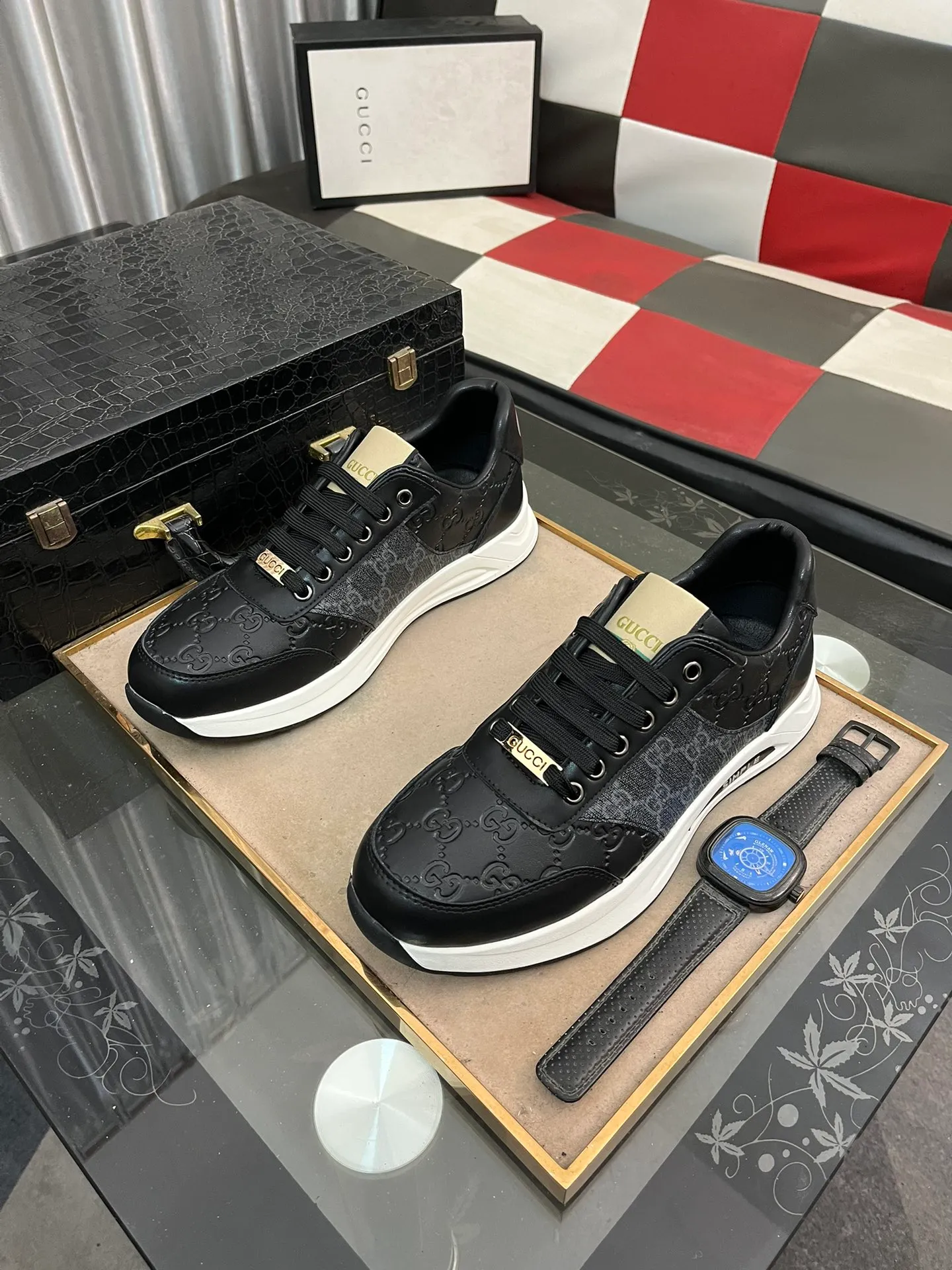 Men's Men's Shoes 💰420 ⌚️⌚️[GUCCI] Gucci men's casual shoes are absolutely popular 🔥The ultimate matching item for trendy men! Irresistible charm of super texture, the main recommendation, the upper is made of high-quality cowhide + breathable fabric, sheepskin feet, wear-resistant rubber sole, noble and elegant! Extremely comfortable🎁🎁You can be as handsome as you want💪 Size: 38-44!